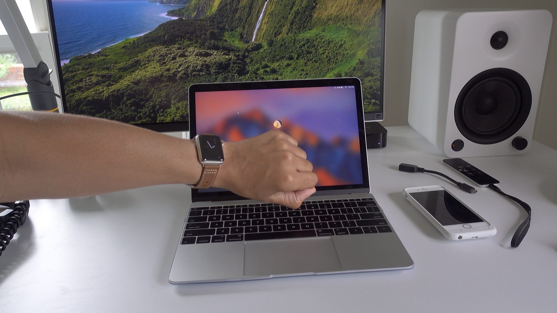 Apple Watchを着けていればパスワード入力なしでmacをアンロック！ macOSの新機能「Auto Unlock（オート・アンロック）」のデモ動画