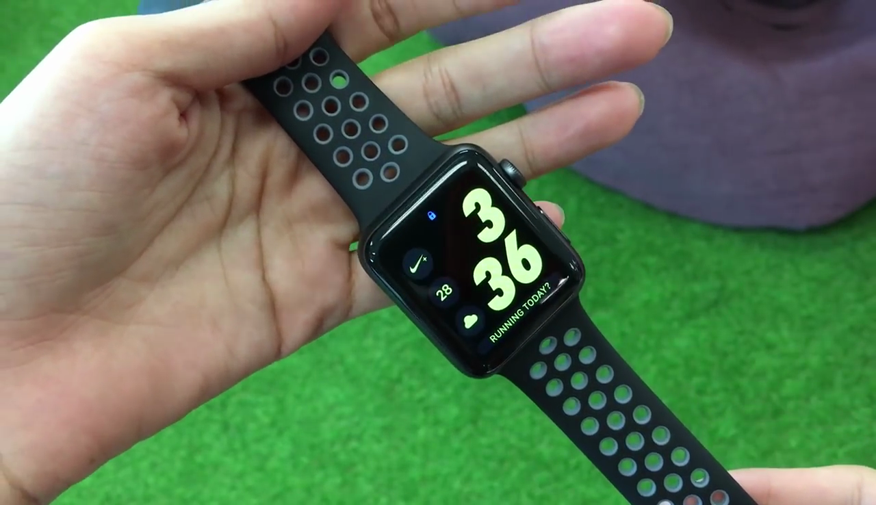 Apple Watchの新しいコラボレーションモデル「Apple Watch Nike+」の開封の儀動画が公開！